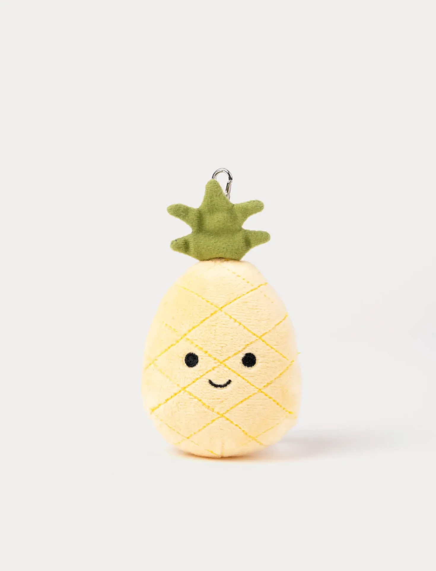 Bagtag, Frukter, Ananas