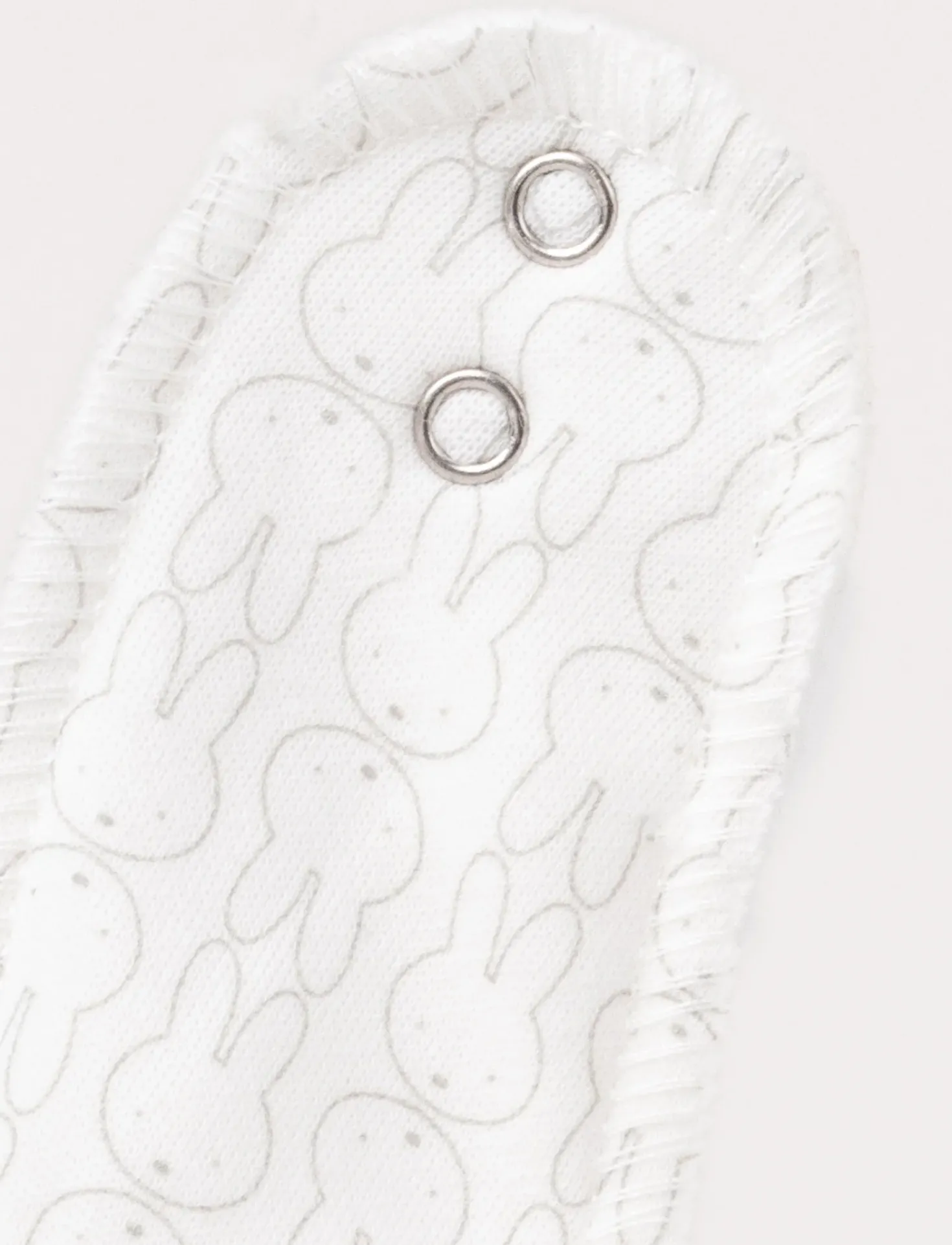Miffy, Dregelhaklapp, Vit
