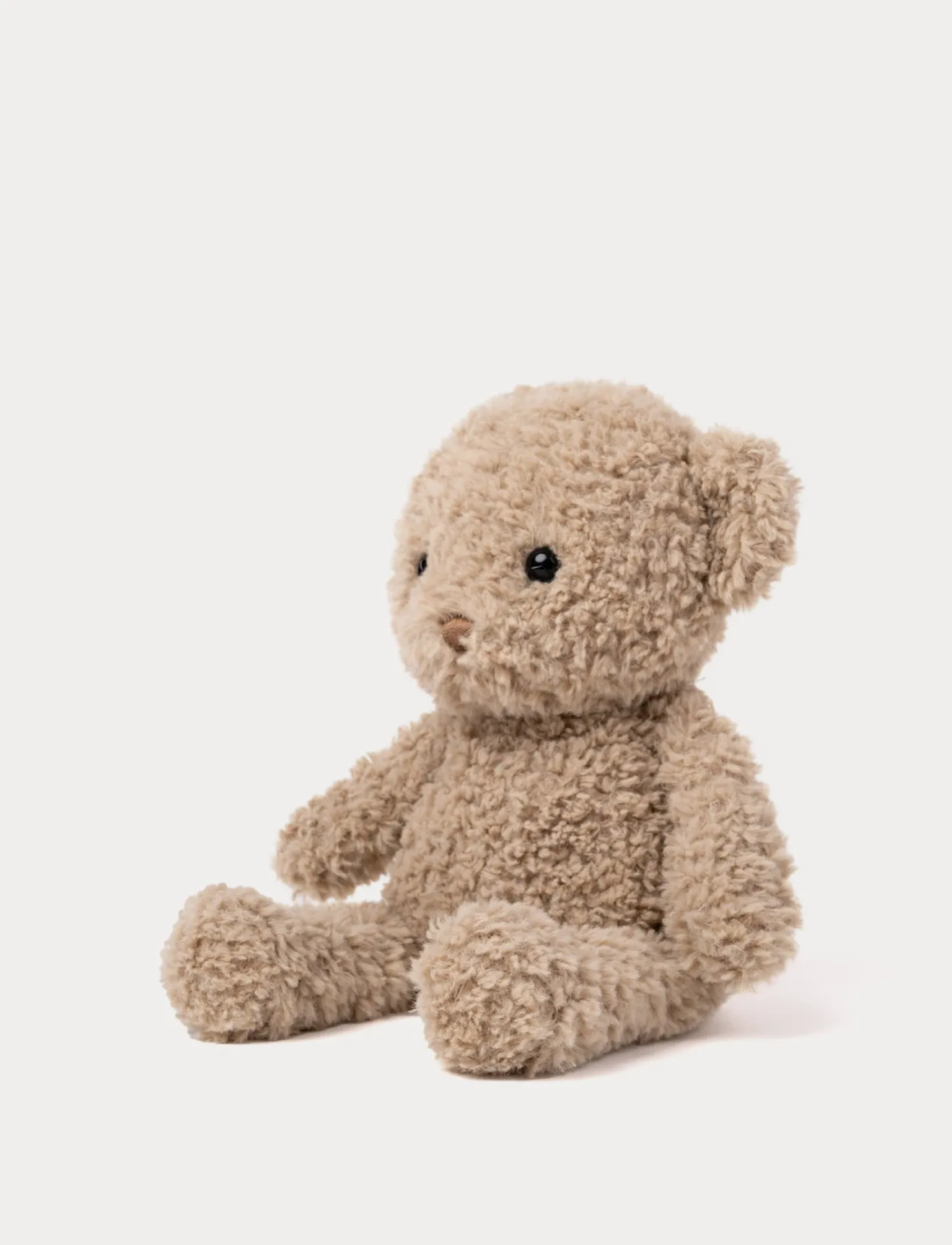 Retro Pals, Nalle
