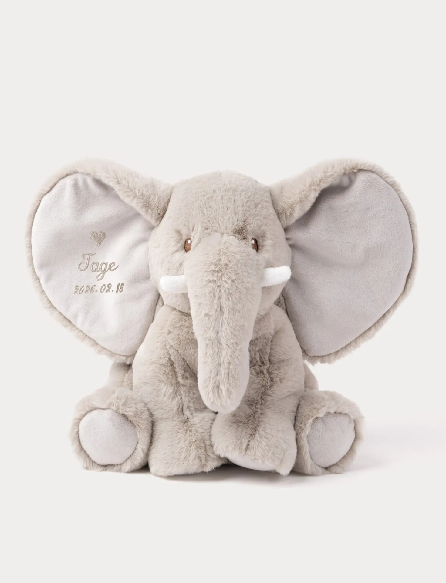 Sebbe, Elefant