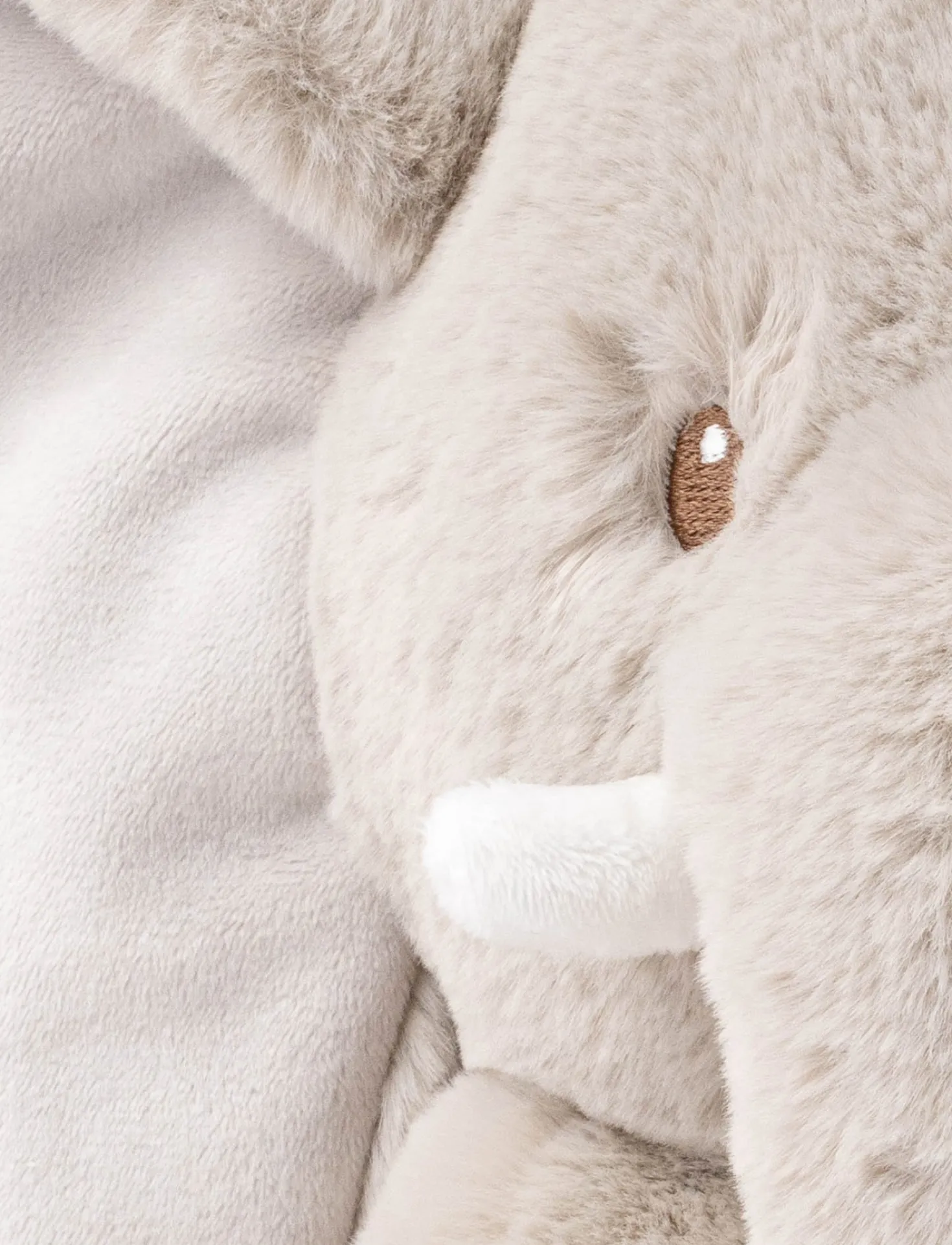 Sebbe, Elefant